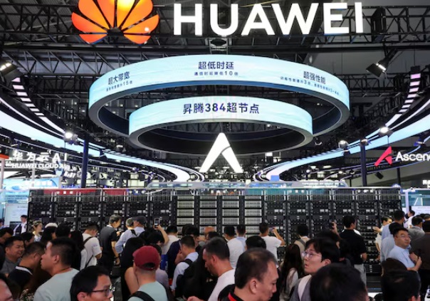 US crackdown on Chinese tech gear